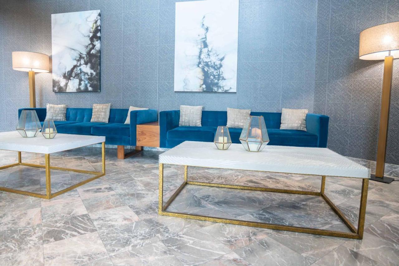 Sandman Signature Mississauga Hotel Екстериор снимка