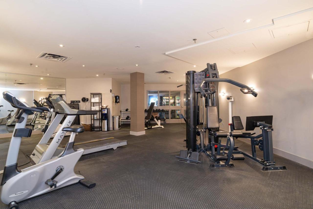 Sandman Signature Mississauga Hotel Екстериор снимка