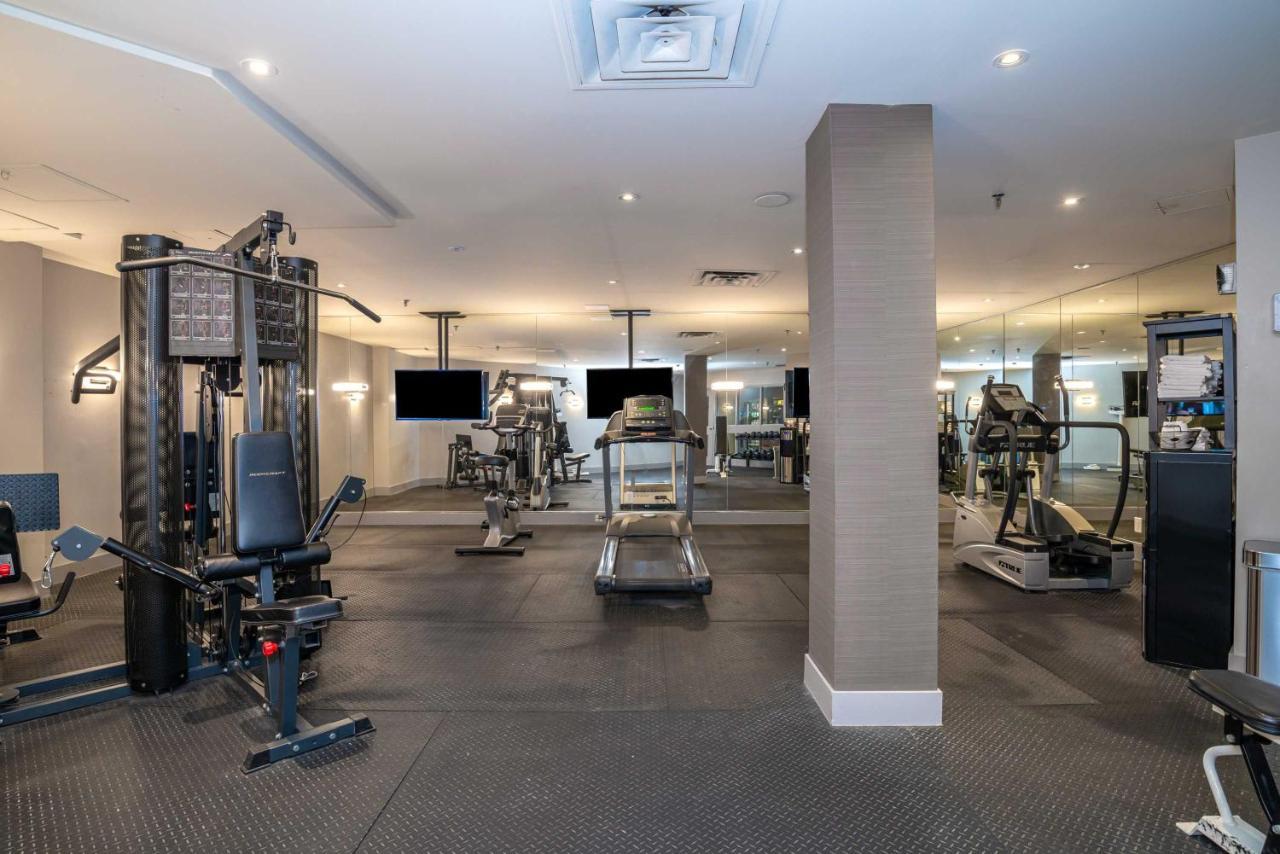 Sandman Signature Mississauga Hotel Екстериор снимка