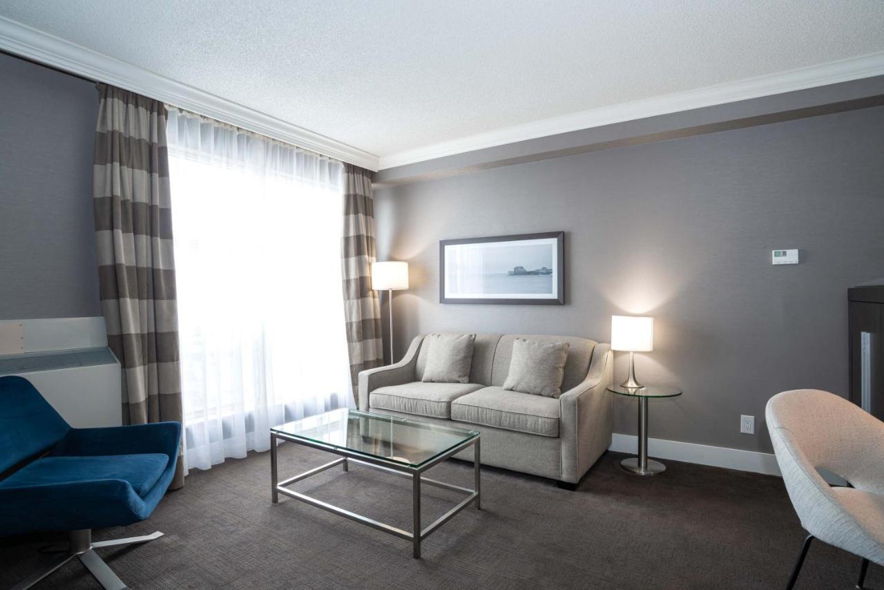 Sandman Signature Mississauga Hotel Екстериор снимка