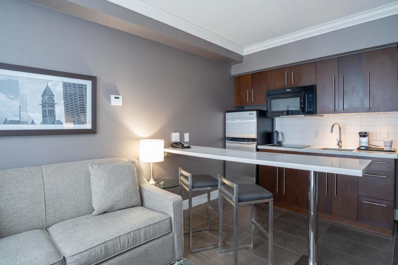 Sandman Signature Mississauga Hotel Екстериор снимка