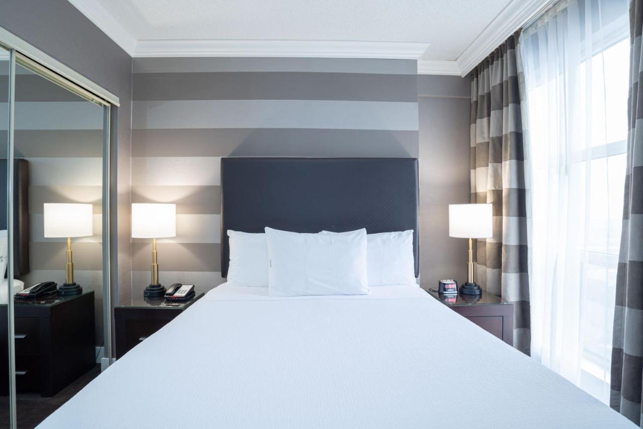 Sandman Signature Mississauga Hotel Екстериор снимка
