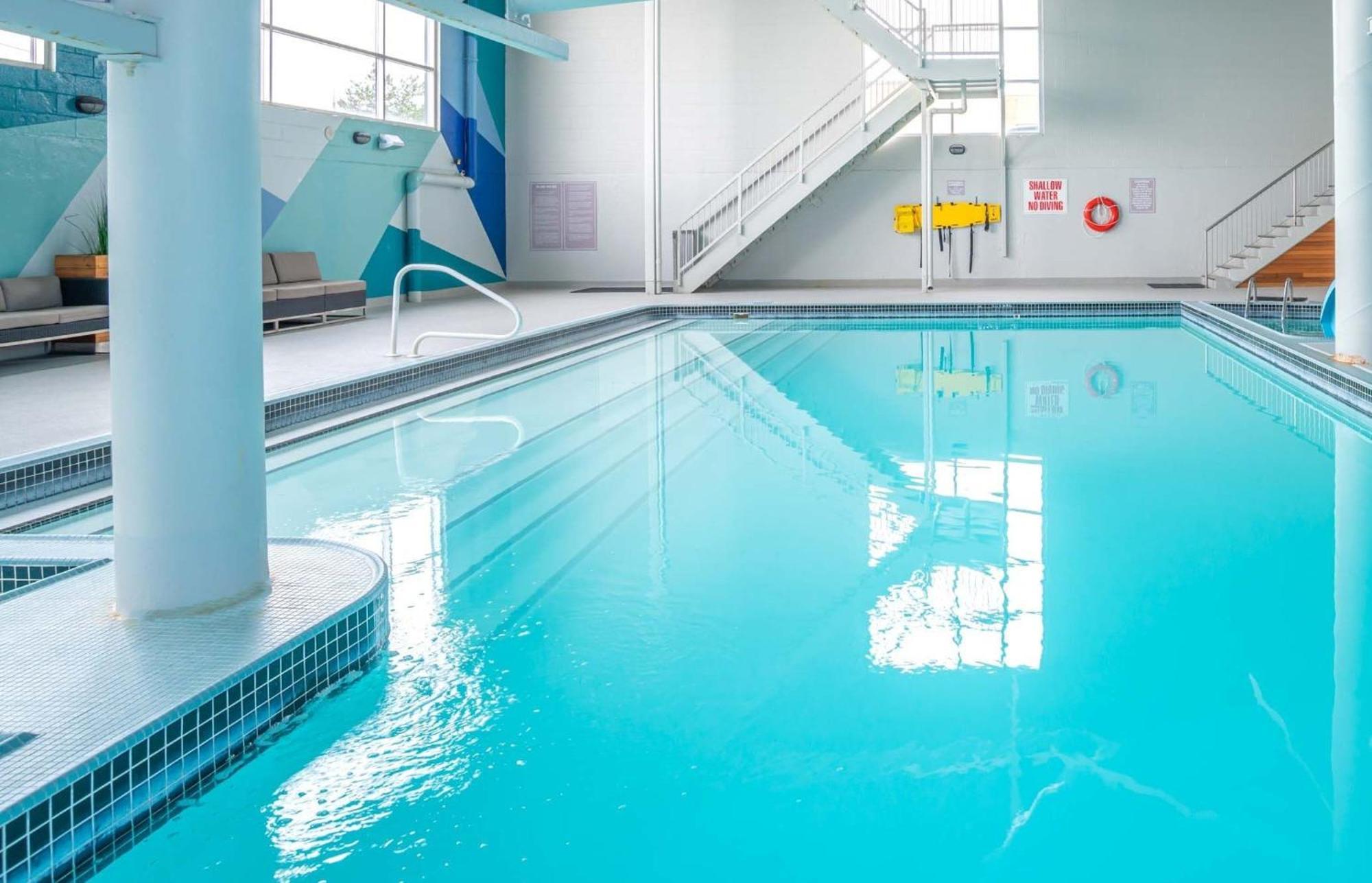 Sandman Signature Mississauga Hotel Екстериор снимка