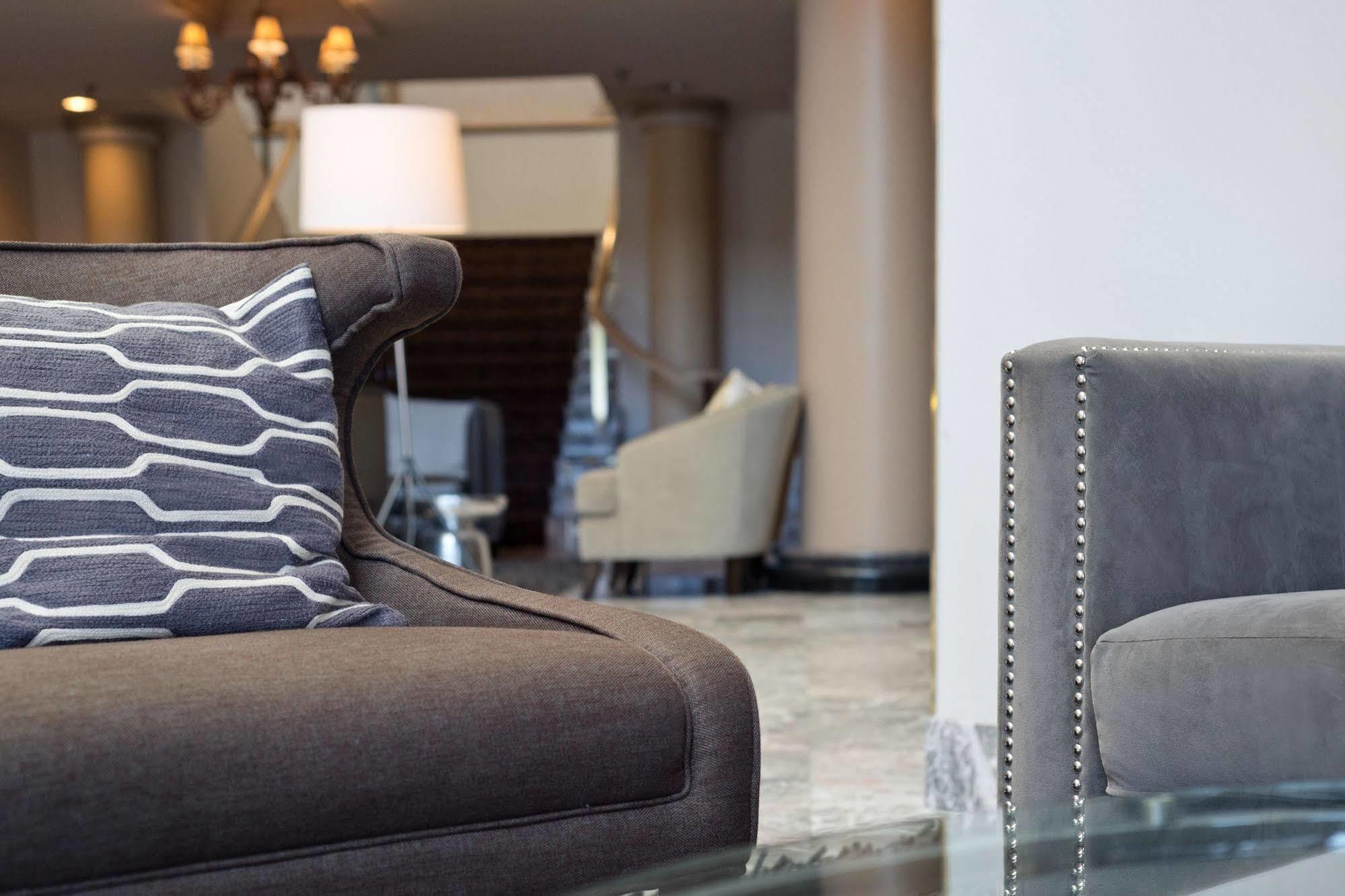 Sandman Signature Mississauga Hotel Екстериор снимка